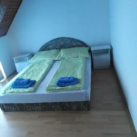 Kovacs Apartman Gyenesdiás