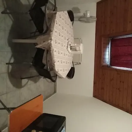 Kovacs Apartman *